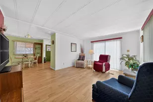 415 E Erie Dr, Fort Pierce, FL 34946 - Photo 6