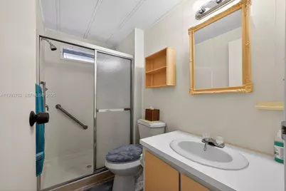 415 E Erie Drive, Fort Pierce, FL 34946 - Photo 14