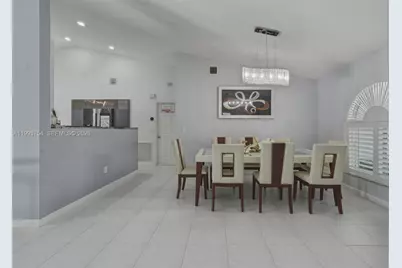 1510 SW 96th Ter, Davie, FL 33324 - Photo 12