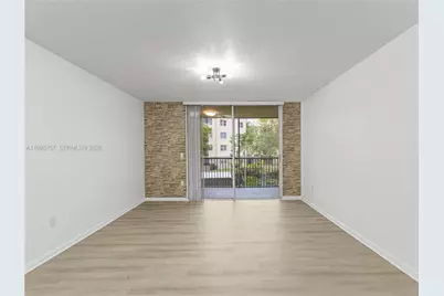 8343 Lake Dr #205, Doral, FL 33166 - Photo 16