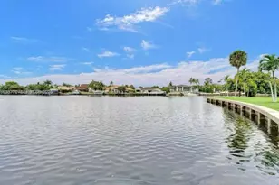 2001 Atlantic Shores Blvd, Hallandale Beach, FL 33009 - Photo 12