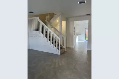 11885 SW 245th Ter #11885, Homestead, FL 33032 - Photo 2