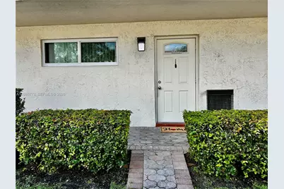 411 S Hollybrook Dr #105, Pembroke Pines, FL 33025 - Photo 22
