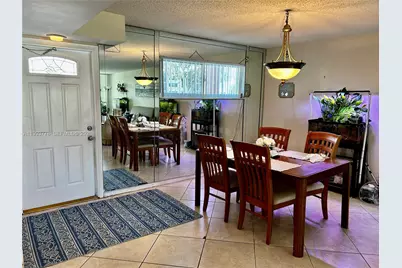 411 S Hollybrook Dr #105, Pembroke Pines, FL 33025 - Photo 4