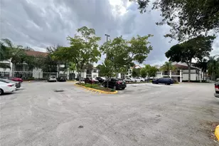 530 S Park Rd, Hollywood, FL 33021 - Photo 12