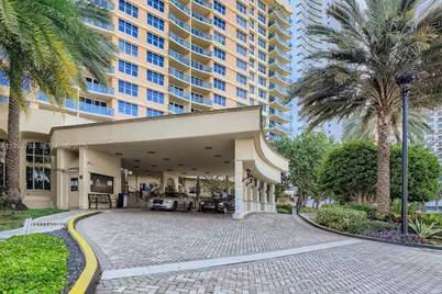 2501 S Ocean Dr #L16 (AVAILABLE MAY 15), Hollywood, FL 33019 - Photo 12