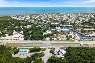 300 Ocean Dr, Key Largo, FL 33037 - Photo 34