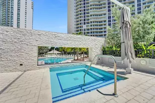 7000 Island Blvd, Aventura, FL 33160 - Photo 48