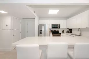 2301 Collins Ave, Miami Beach, FL 33139 - Photo 14