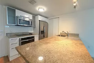 185 SW 7th St, Miami, FL 33130 - Photo 1