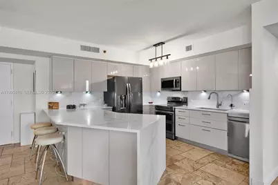 1800 S Ocean Dr #1210, Hallandale Beach, FL 33009 - Photo 2
