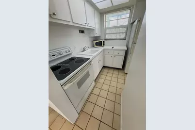 1333 E Hallandale Beach Blvd #223, Hallandale Beach, FL 33009 - Photo 6