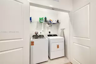 834 SW 11th Ter, Florida City, FL 33034 - Photo 14