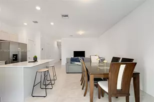 834 SW 11th Ter, Florida City, FL 33034 - Photo 6