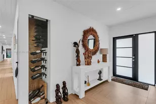 2025 Arch Creek Dr, North Miami, FL 33181 - Photo 4