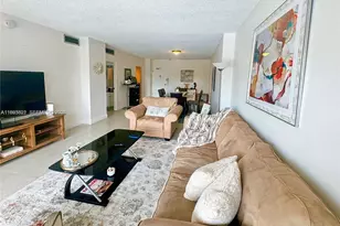 500 Bayview Dr, Sunny Isles Beach, FL 33160 - Photo 30
