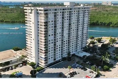 500 Bayview Dr #325, Sunny Isles Beach, FL 33160 - Photo 14