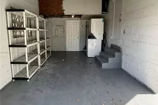 5353 SW 6th St, Miami, FL 33134 - Photo 12