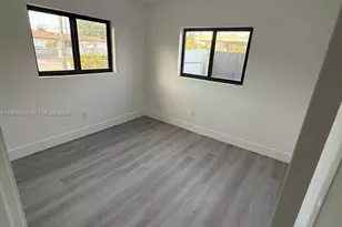 3224 NW 181st St, Miami Gardens, FL 33056 - Photo 10