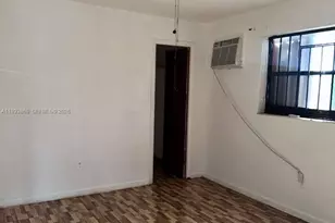 576 NW 147th St, Miami, FL 33168 - Photo 4