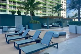 1750 N Bayshore Dr, Miami, FL 33132 - Photo 32