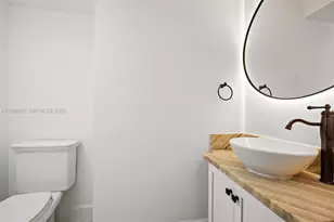 530 Valencia Ave, Coral Gables, FL 33134 - Photo 10