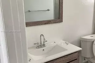 3906 SW 12th Ct, Fort Lauderdale, FL 33312 - Photo 6