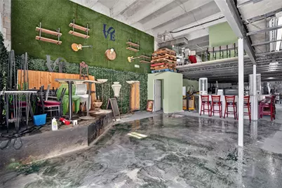 Warehouse/Restaurant For Sale in Doral, Doral, FL 33166 - Photo 6