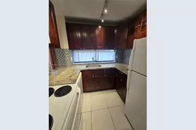 17021 N Bay Rd #225, Sunny Isles Beach, FL 33160 - Photo 8