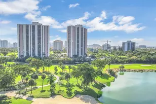 20301 W Country Club Dr, Aventura, FL 33180 - Photo 2