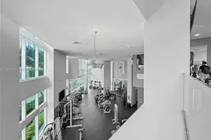 1900 N Bayshore Dr, Miami, FL 33132 - Photo 30