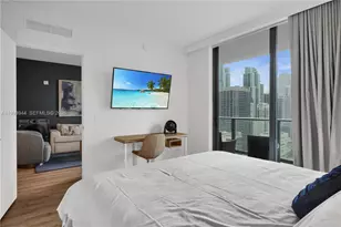 159 NE 6th St, Miami, FL 33132 - Photo 10