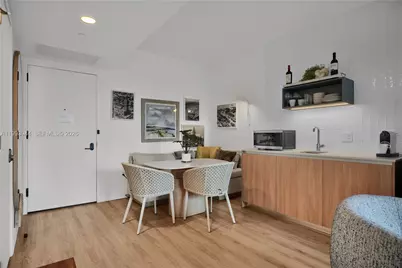 159 NE 6th St #1809, Miami, FL 33132 - Photo 2