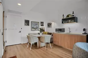 159 NE 6th St, Miami, FL 33132 - Photo 2