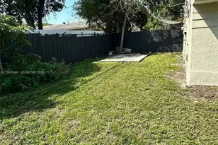 715 SW 6th St, Dania Beach, FL 33004 - Photo 20