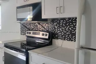 715 SW 6th St, Dania Beach, FL 33004 - Photo 2