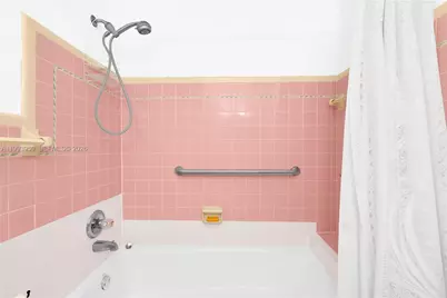 3011 NW 69th Ter, Miami, FL 33147 - Photo 24