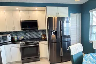 12500 SW 5th Ct, Pembroke Pines, FL 33027 - Photo 20