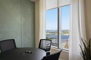 121 NE 5th St, Miami, FL 33132 - Photo 30