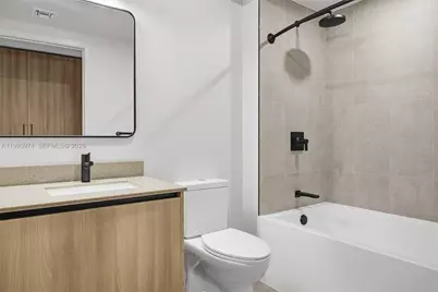 121 NE 5 St #601A, Miami, FL 33132 - Photo 12