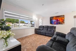 16110 NW 28th Pl, Miami Gardens, FL 33054 - Photo 10