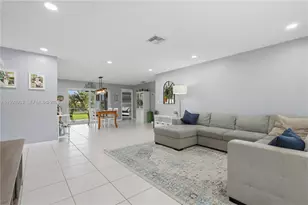 8515 NW 26th Dr, Coral Springs, FL 33065 - Photo 4