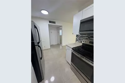 30 SE 4th Ave #116, Hallandale Beach, FL 33009 - Photo 16