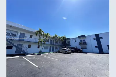 30 SE 4th Ave #116, Hallandale Beach, FL 33009 - Photo 28