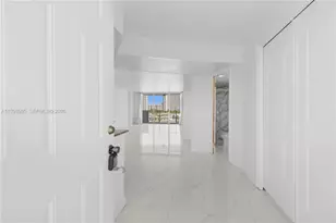 [Address not provided], North Miami Beach, FL 33160 - Photo 14