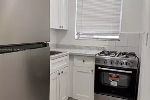 7717 Byron Ave, Miami Beach, FL 33141 - Photo 8