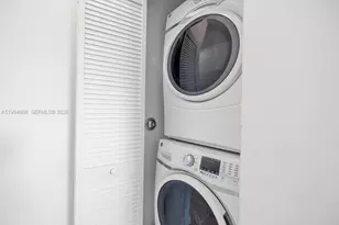 4444 NW 8th Ct, Plantation, FL 33317 - Photo 16