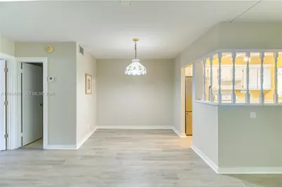 804 SE 7th St #107, Deerfield Beach, FL 33441 - Photo 10