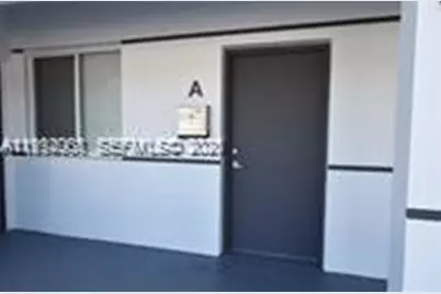 835 SW 8th Ave, Miami, FL 33130 - Photo 12