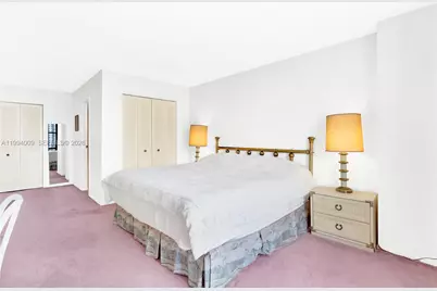 1000 Parkview Dr #822, Hallandale Beach, FL 33009 - Photo 16